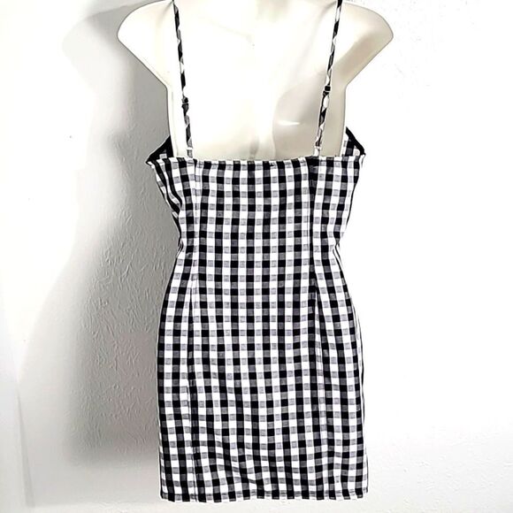 Forever 21 Mini-Dress, Black & White Check, Zipper down Front, Size Medium, NWT - Picture 3 of 8